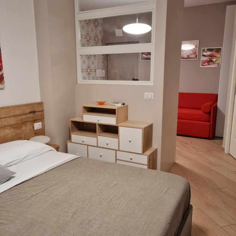 Bed & Breakfast Euforia - Tre Sedi - Three Locations Napoli